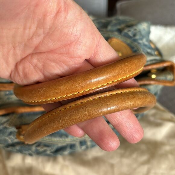 Authentic LOUIS VUITTON blue monogram denim NEO CABBY MM w/strap - Picture 11 of 16